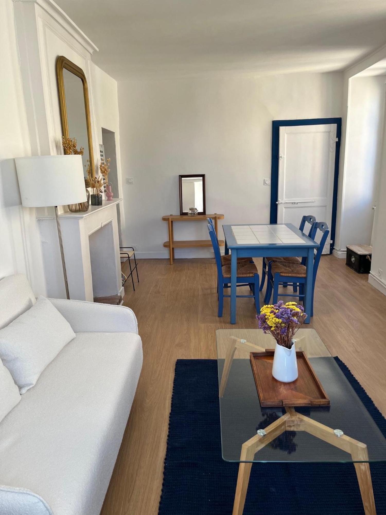 - Coeur Historique De Apartment